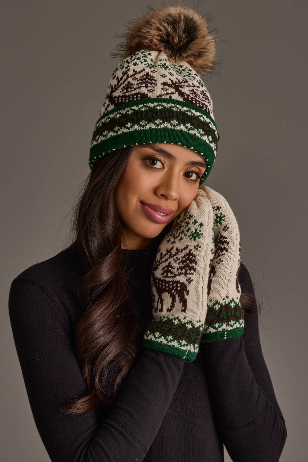 Cream Deer Winter Pattern Mittens