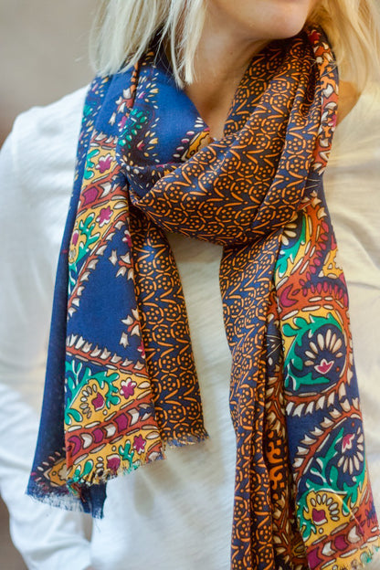 Divided Paisley Scarf in Navy