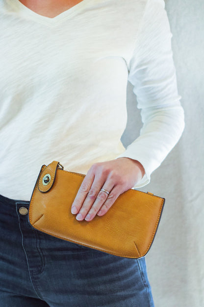 Mini Crossbody Wristlet Clutch in Honey