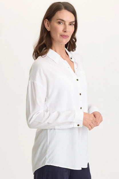 Dusten Button-Up in White | Wearables