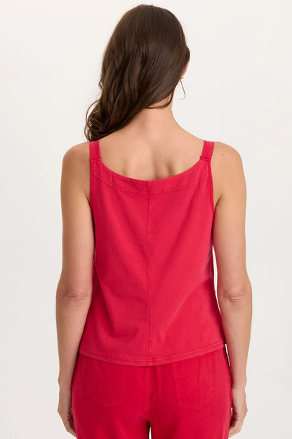 Kai Tank in San Marzano | Wearables