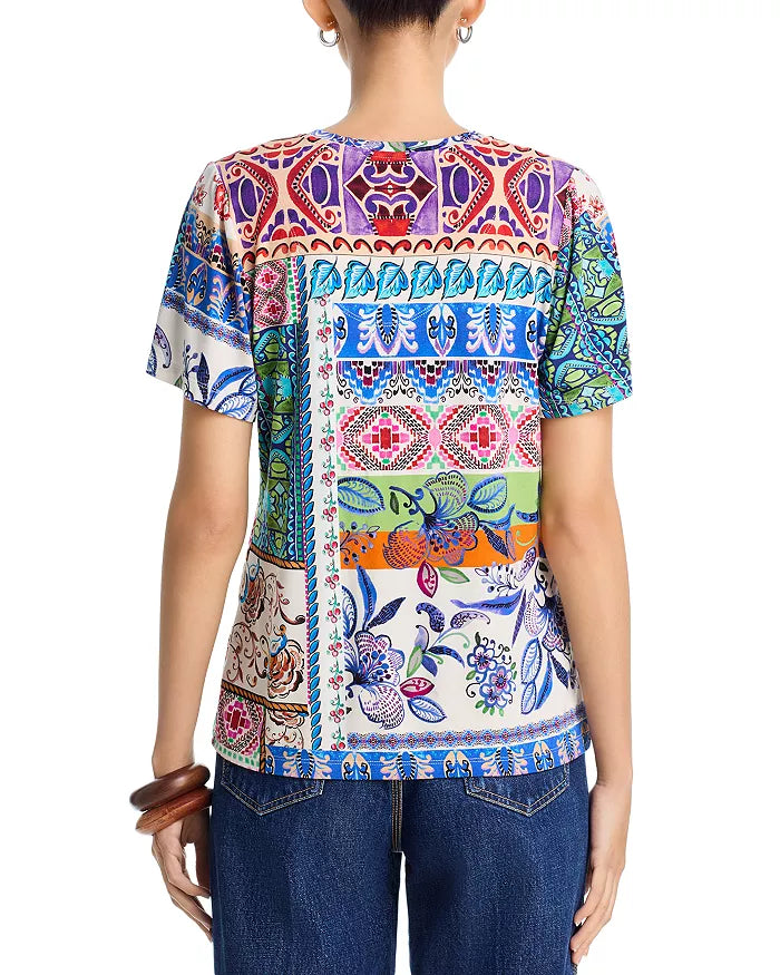 Janie V-Neck Tee in Armeria Print | Johnny Was