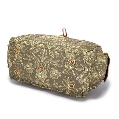 Valley and Sky Travel Bag in Olive & Cream