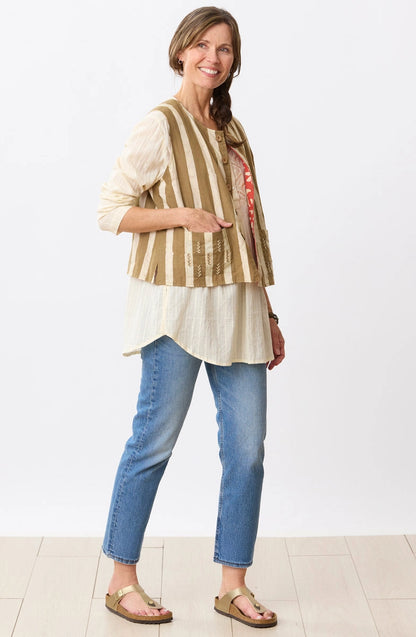 Afiza Reversible Boxy Vest