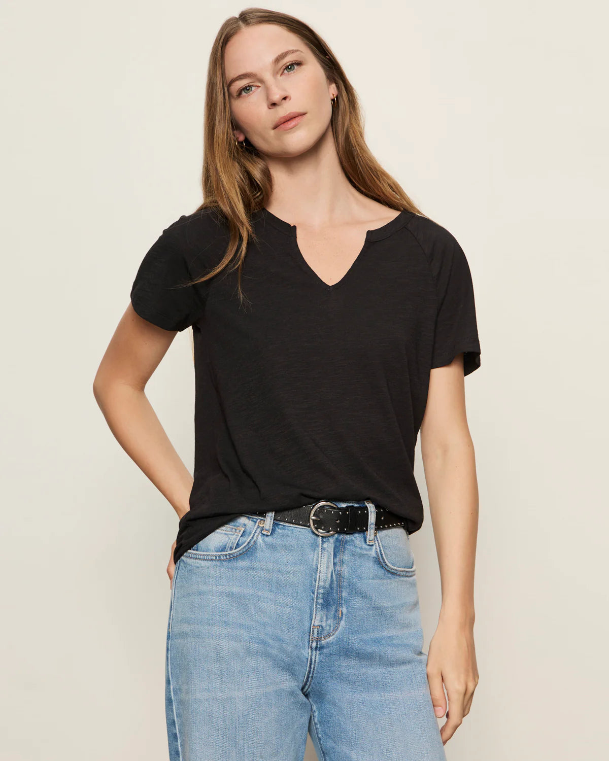 Notch Neck Tee in Black | Sanctuary