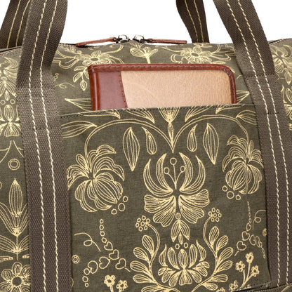 Valley and Sky Travel Bag in Olive & Cream
