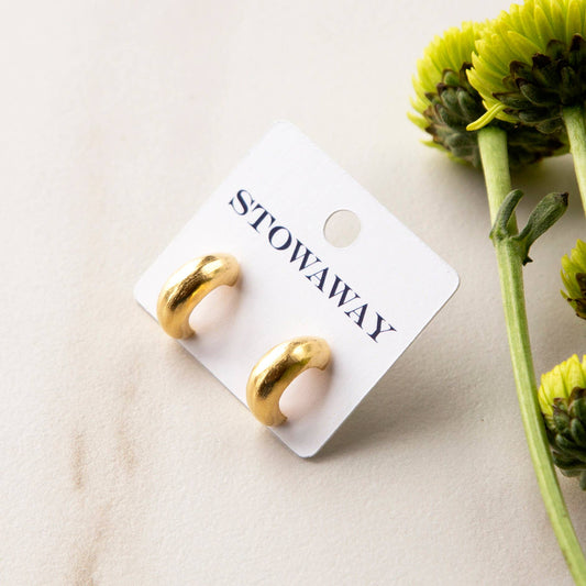 Ronni Curve Hoops in Gold