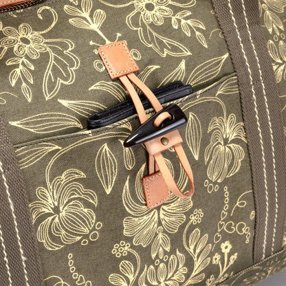 Valley and Sky Travel Bag in Olive & Cream
