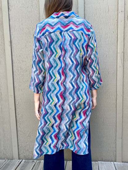 Button Up Tunic in Vertical Zig Zag