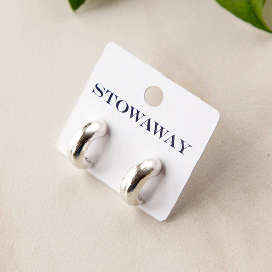 Ronni Curve Hoops in Silver