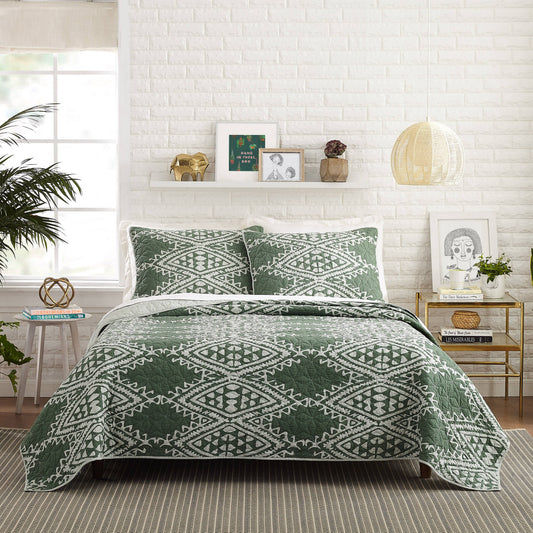 Aisha 3-Piece Quilt Set
