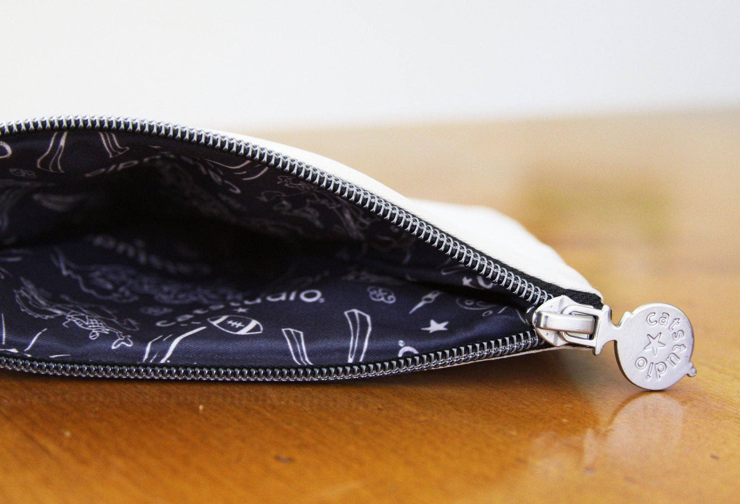 Oregon Zip Pouch