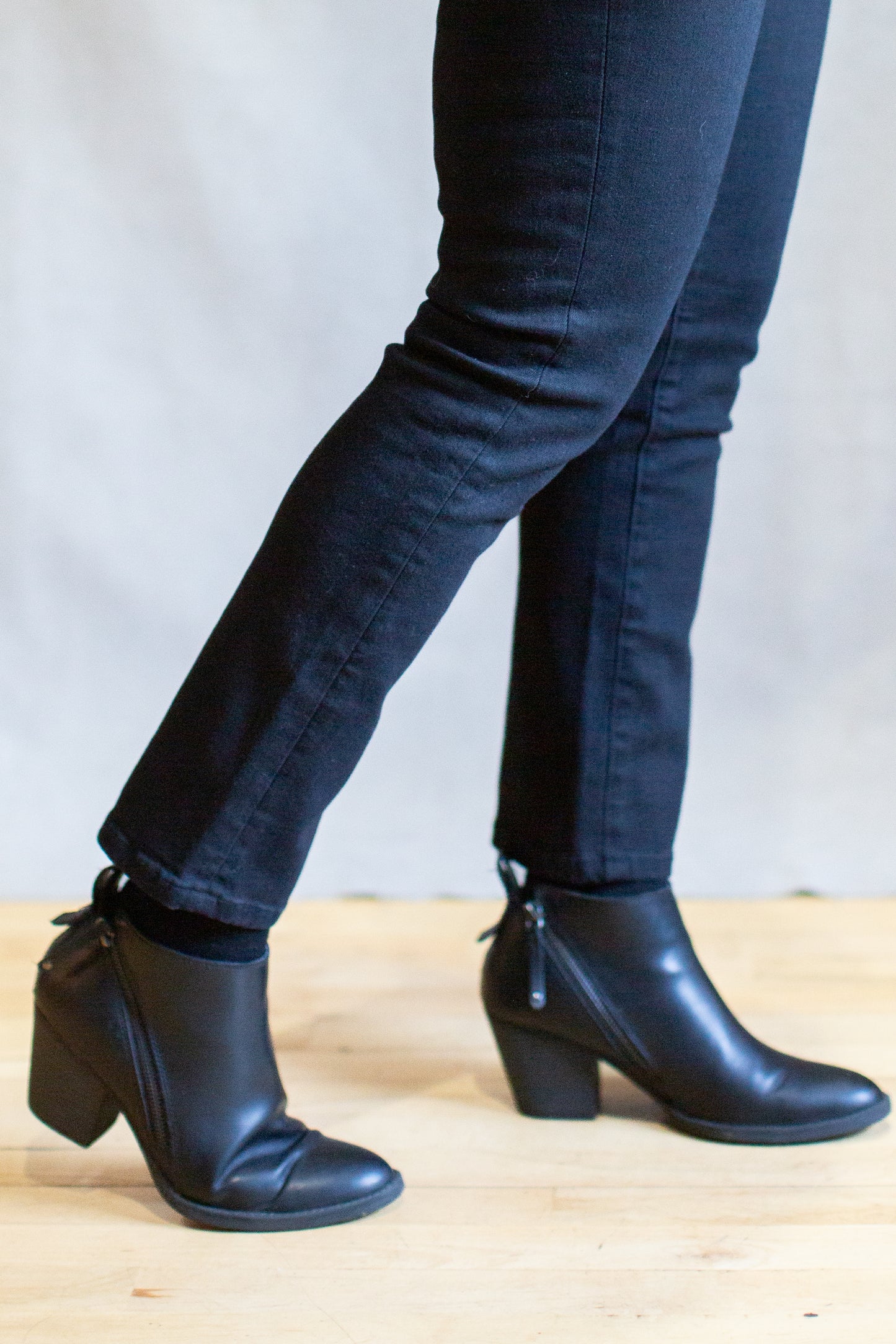 Blaire High Rise Jean in Black