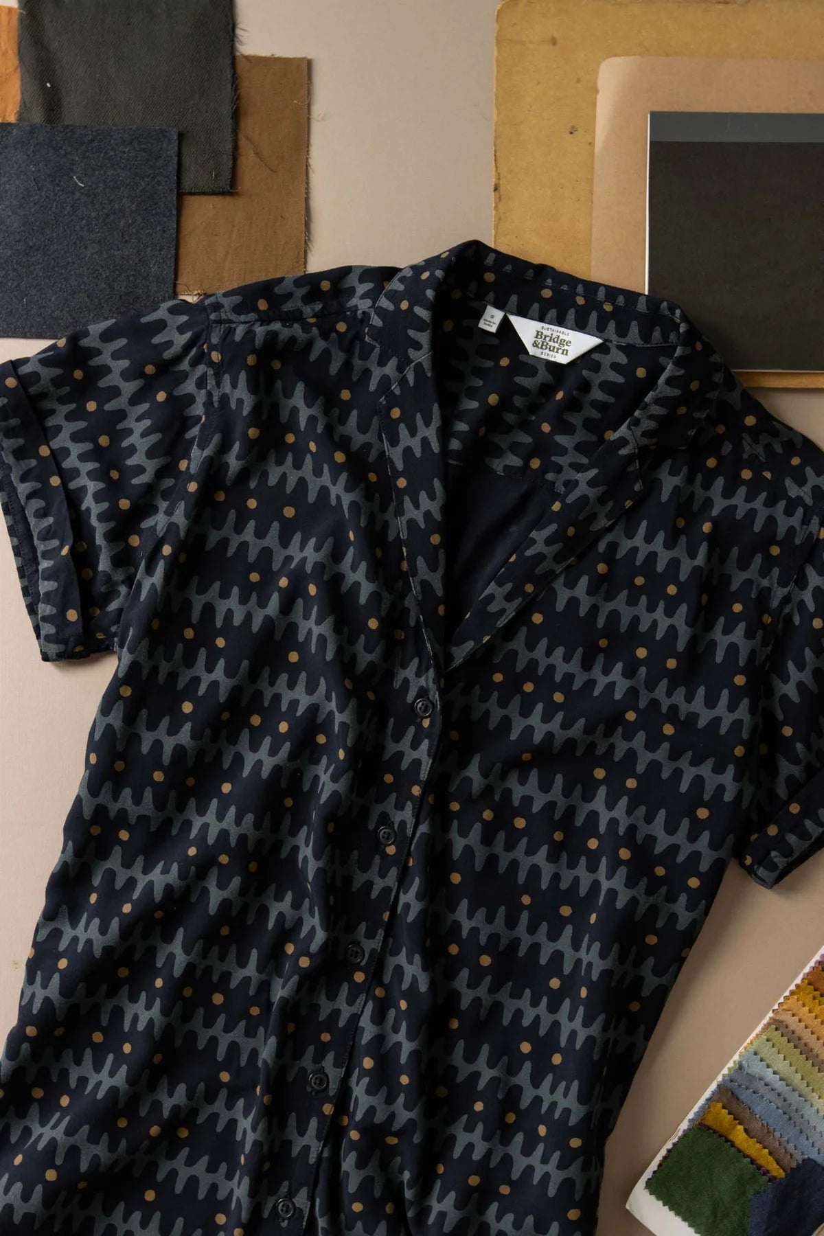 Innes Shirt in Fishbone | Bridge & Burn
