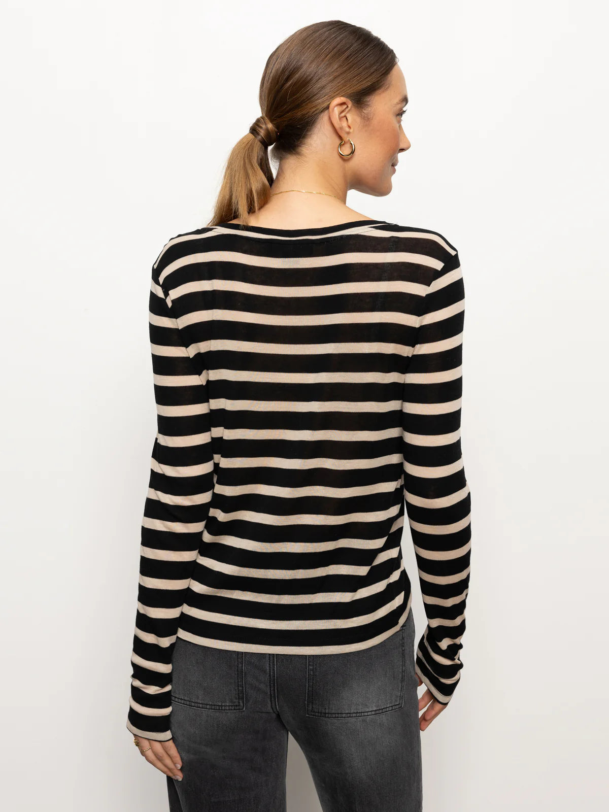 Crew Stripe Tee in Oat/Black