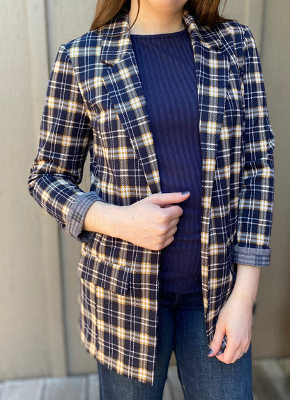 Boyfriend Blazer in Dark Navy Tartan Plaid