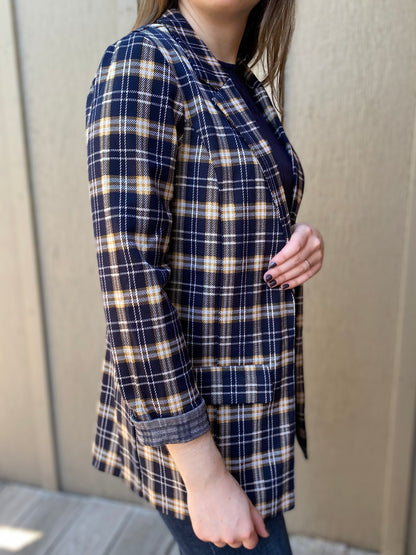 Boyfriend Blazer in Dark Navy Tartan Plaid