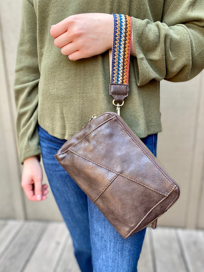 Gigi Crossbody Bag in Carob