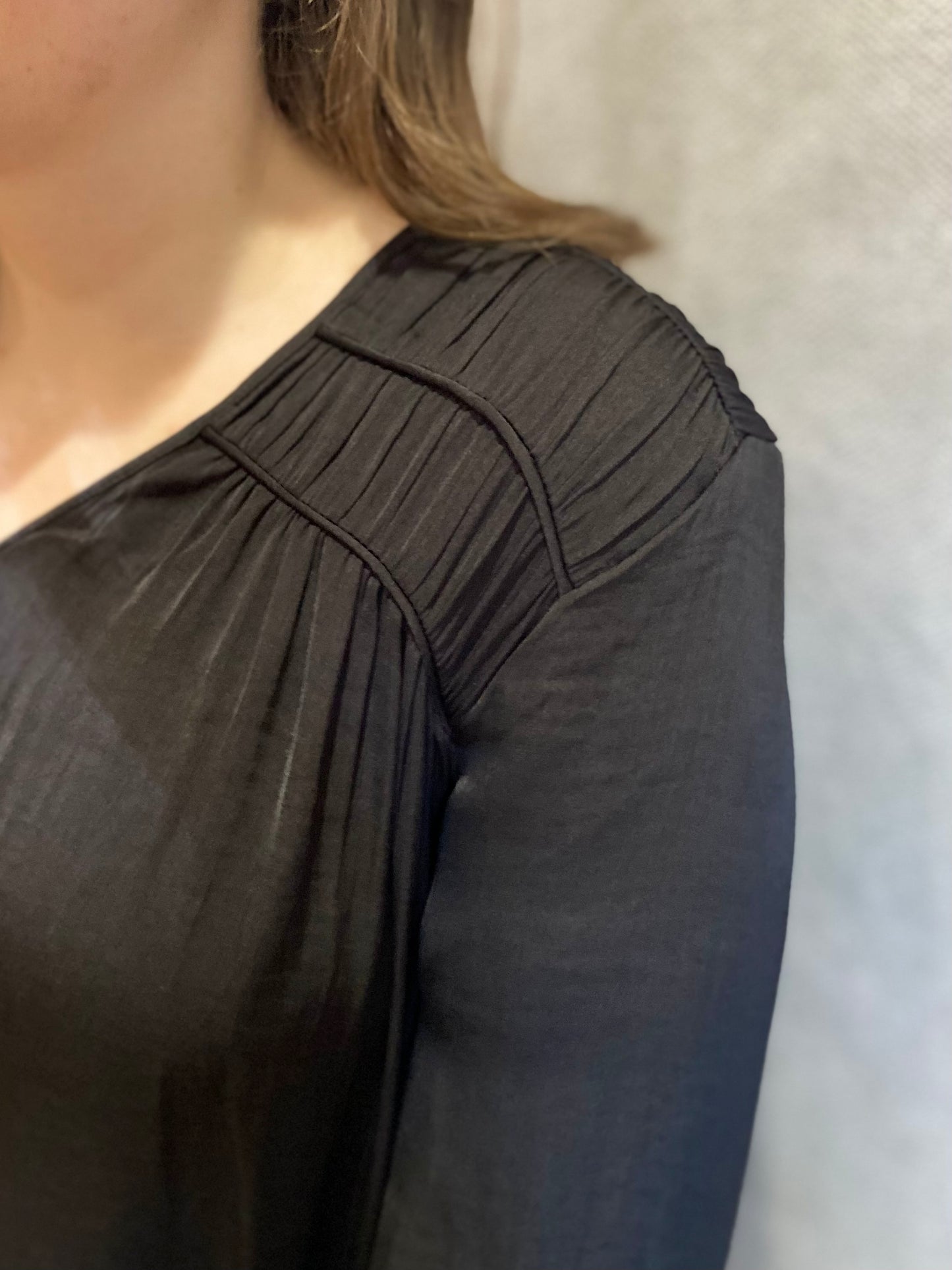 Long Sleeve Shirred Blouse in Black