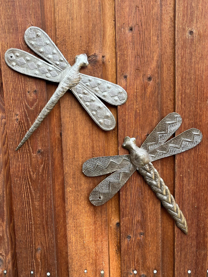 Assorted Metal Dragonfly