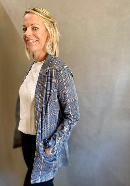 Boyfriend Blazer in Blue Topaz Plaid