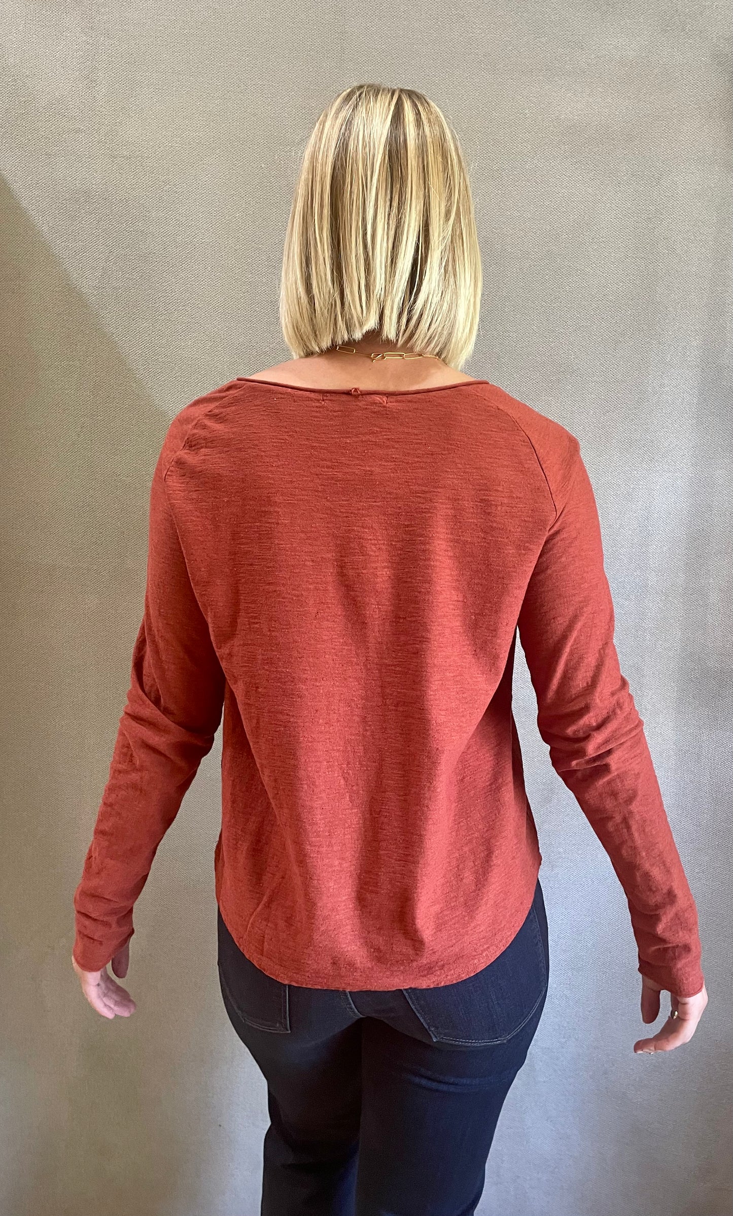 Sporty Top in Cognac