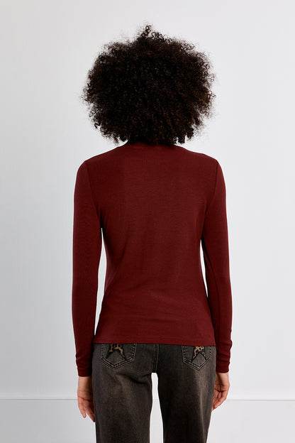 Mock Neck Sweater in Dark Red