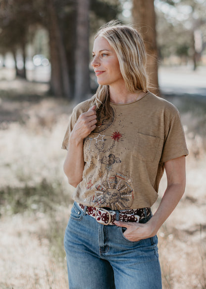Bindi Tee in Dijon | Caite