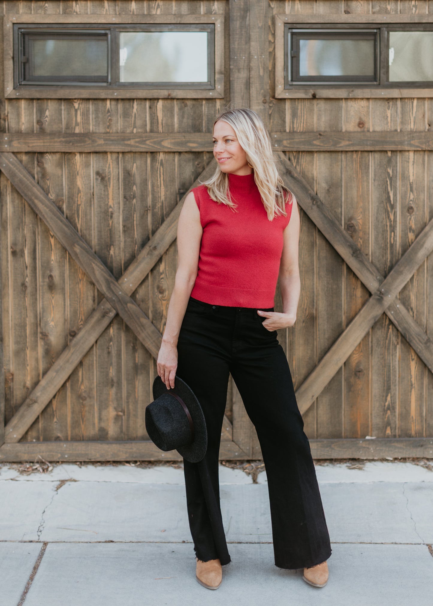 Ace Sweater Vest in Red | Kerisma