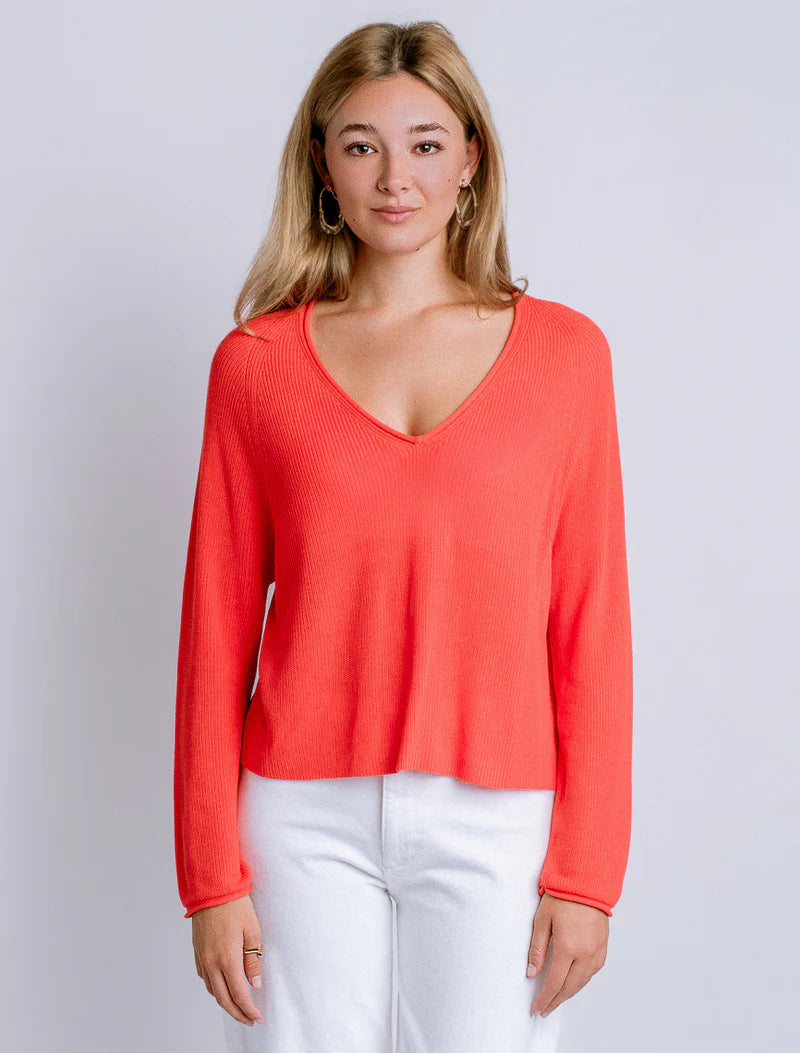 Misu V-Neck Sweater in Coral | Kerisma