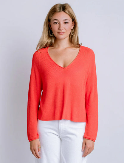 Misu V-Neck Sweater in Coral | Kerisma