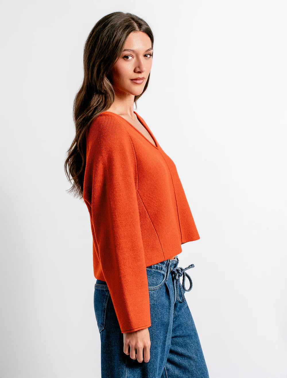Asima V-Neck Sweater in Pumpkin | Kerisma