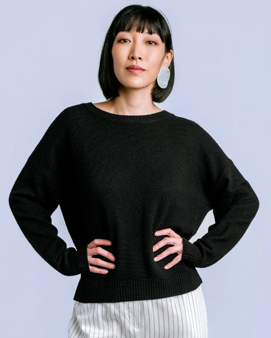 Jacky Crew Sweater in Black | Kerisma