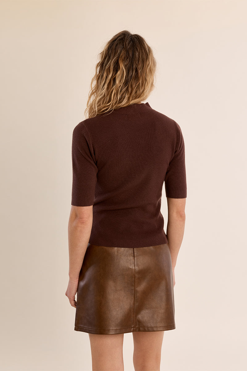 Elbow Mock Neck Top in Chocolate