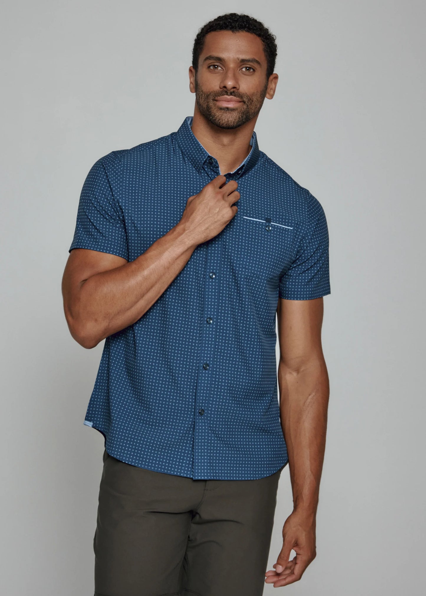 Monroe Shirt in Navy Geo | 7Diamonds