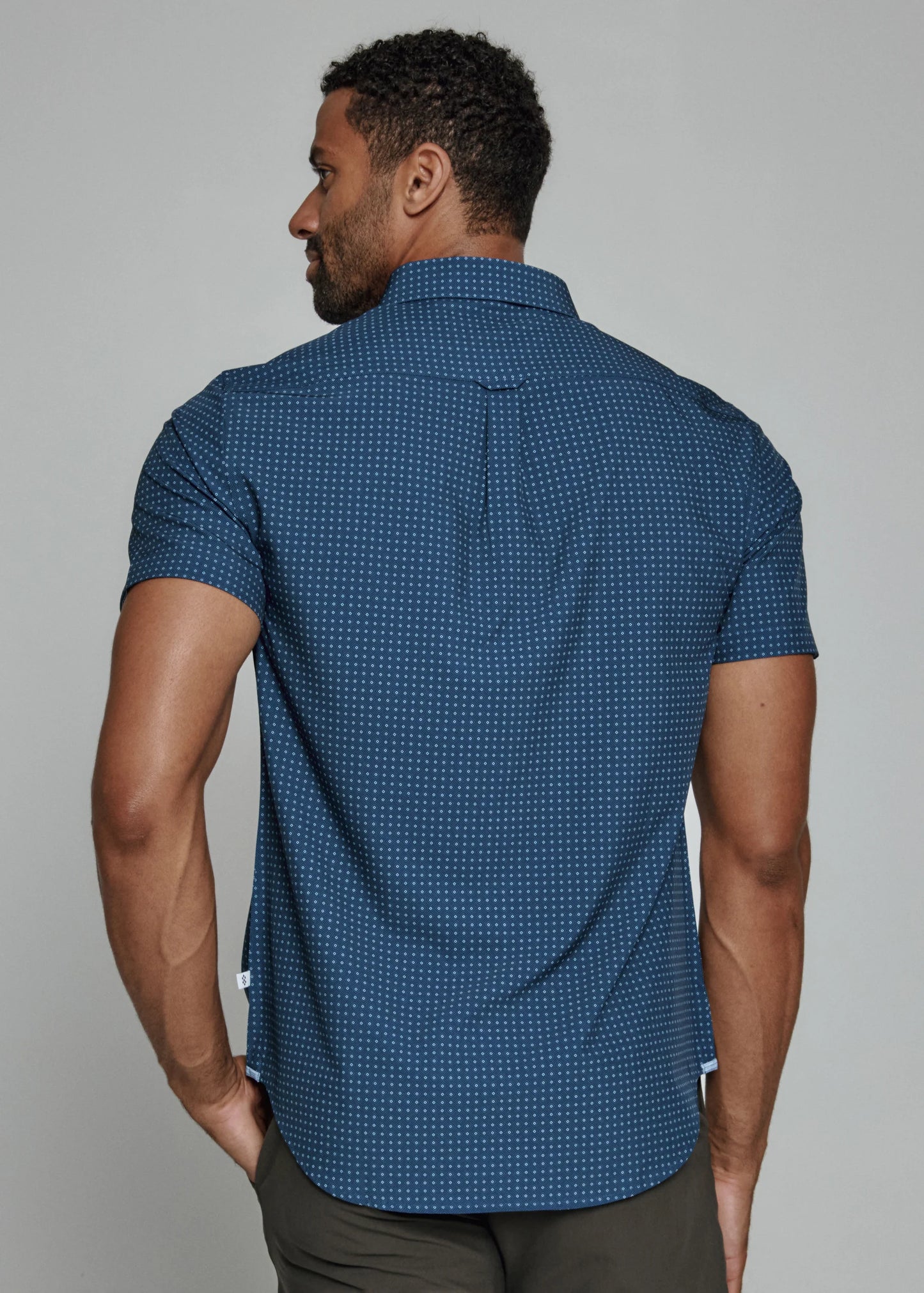 Monroe Shirt in Navy Geo | 7Diamonds