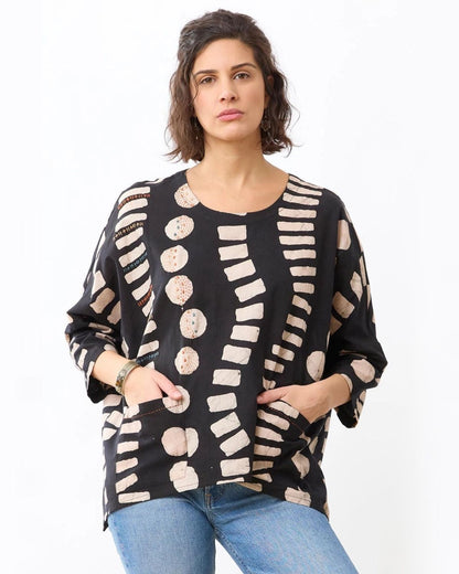 Rimsha 3/4 Sleeve Popover Top in Black