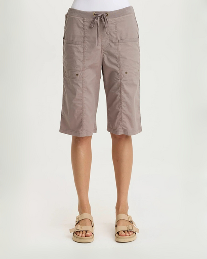 Preto Bermuda Short in Poppy Seed | XCVI