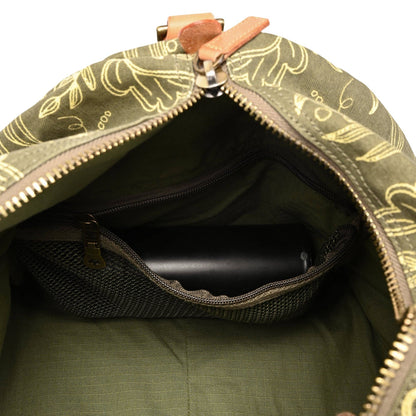 Valley and Sky Travel Bag in Olive & Cream