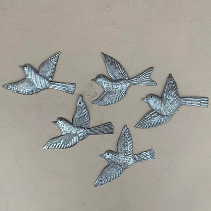 Assorted Metal Bird