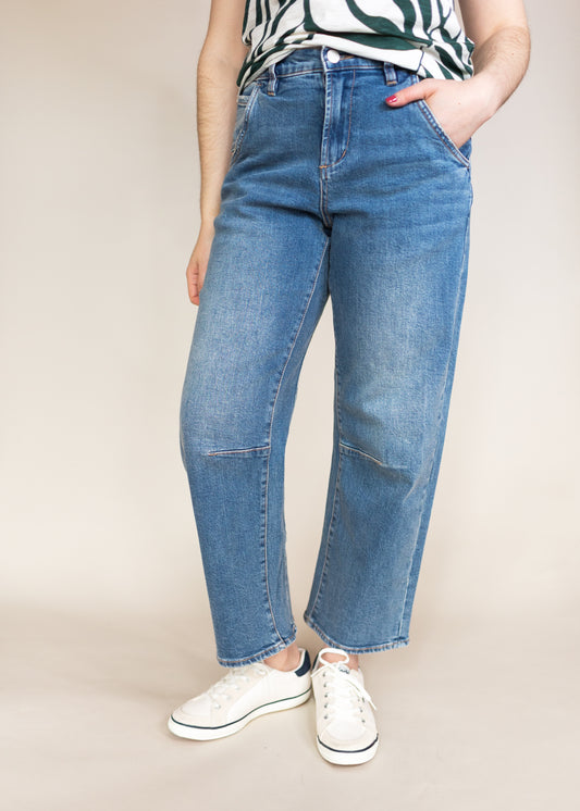 Lasso Barrel Jean in Kenia | Dear John