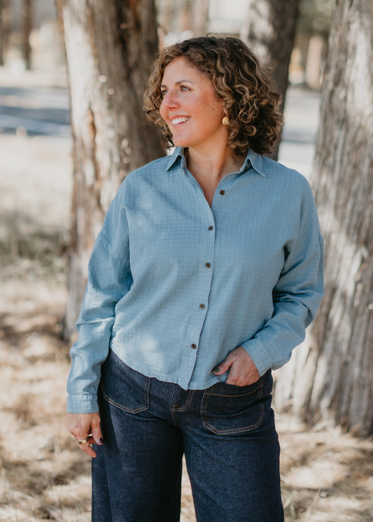 Becknir Button Up in Turquoise | Wearables