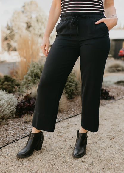 Wide Leg Ankle Pants in Black | Liverpool