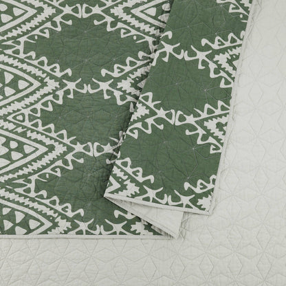 Aisha 3-Piece Quilt Set