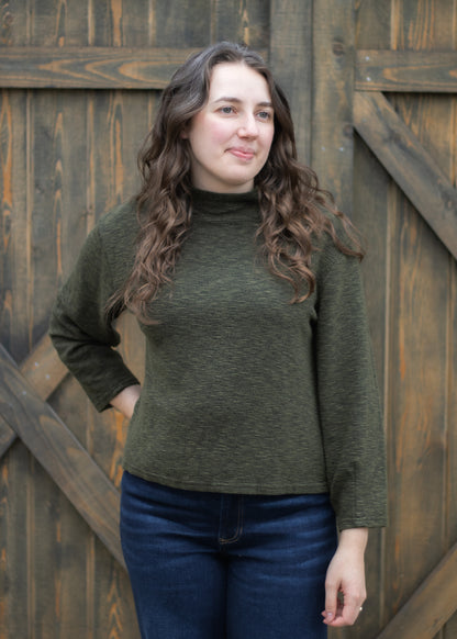 Crimped Mock Neck Top in Kelp | Cut•Loose