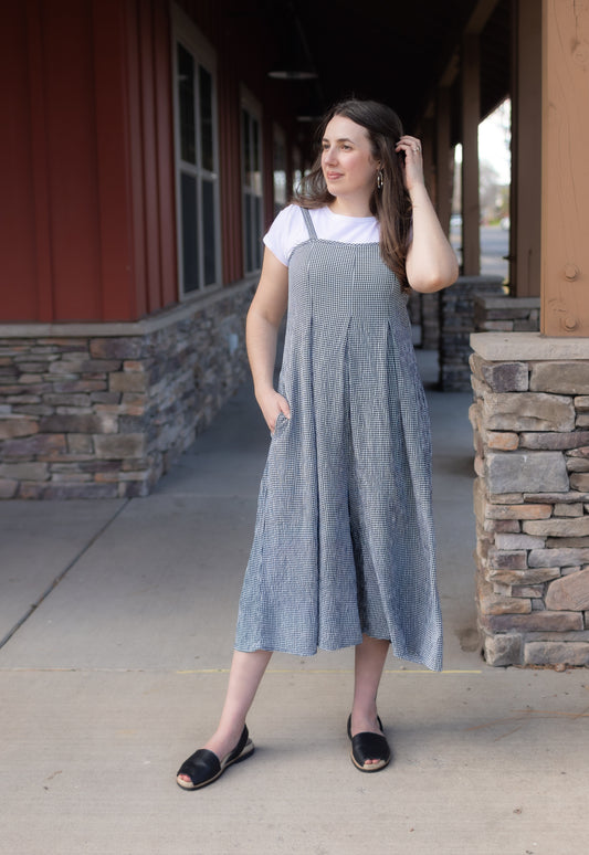 Crinkle Check Crop Jumpsuit in Naval | Cut•Loose
