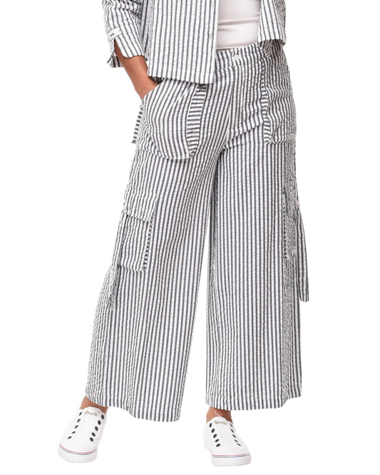 Calista Pant in Gray Seersucker Stripe | Tulip