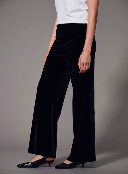 Relay Velvet Pull On Pant in Black | Sanctuary