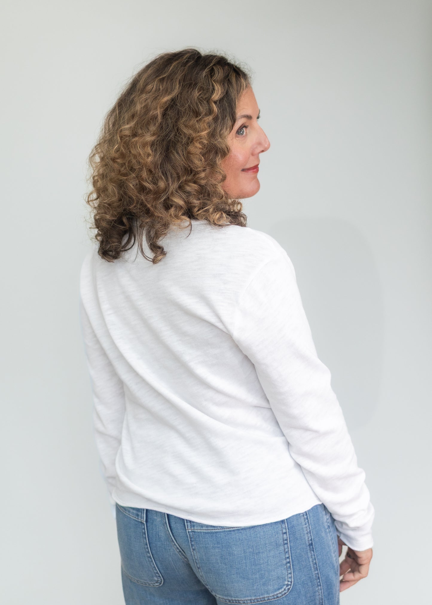 Vanya V-Neck Long Sleeve in White | Dear John