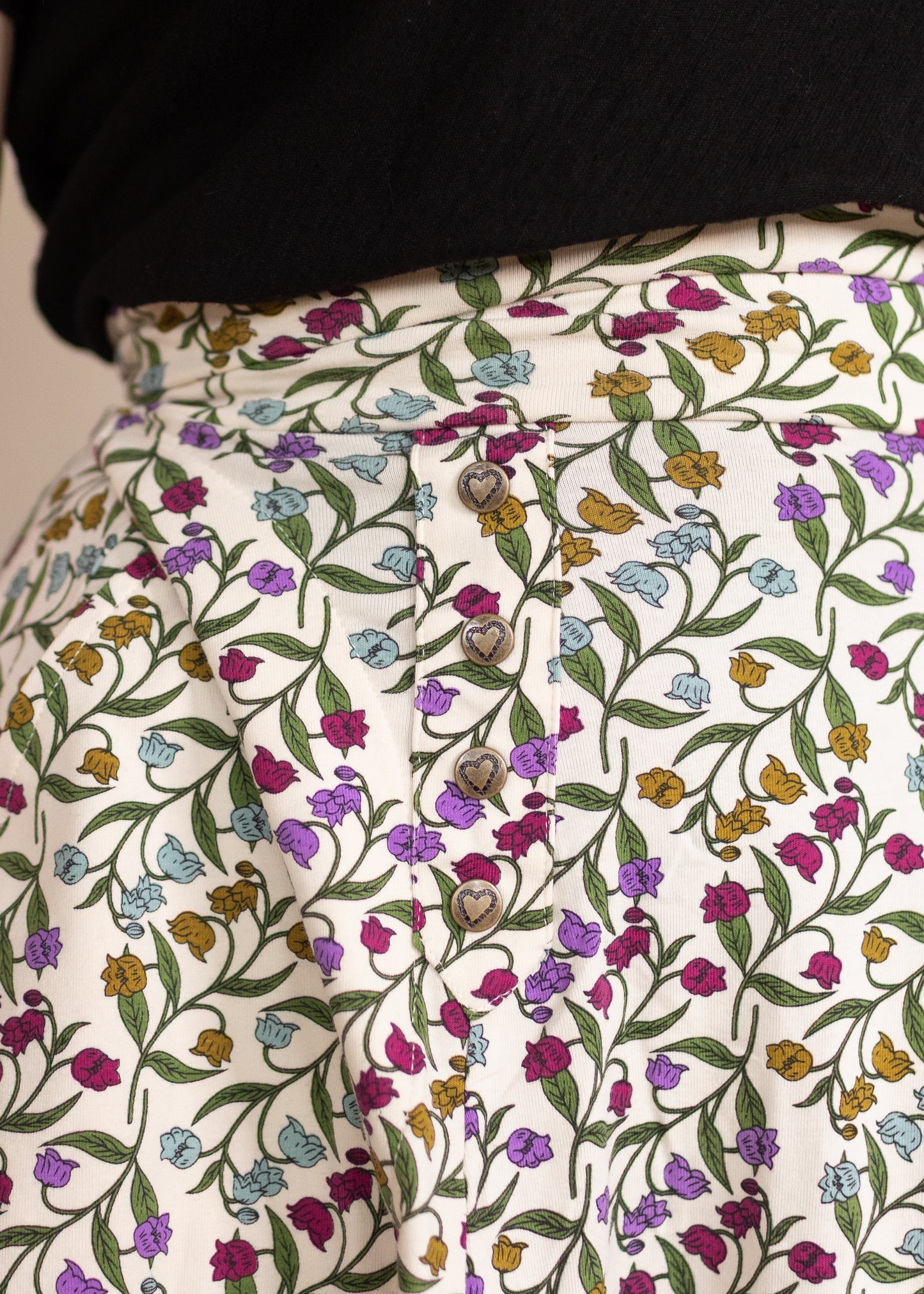 Devonport Skirt in Lilly Print | Effie's Heart